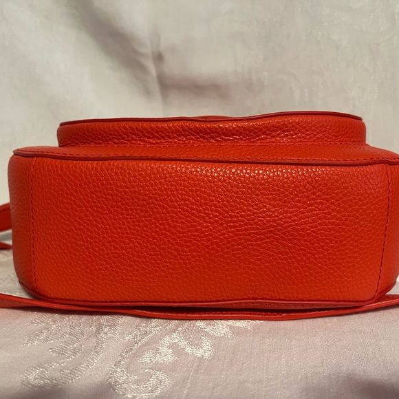 Talbots orange pebbled leather crossbody with white leather stitching trim - Picture 5 of 14
